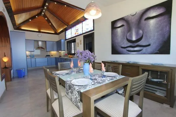 Luxurioese Ferienvilla Fuer Vier Personen Costa Adeje  Holiday home Costa Adeje (Tenerife)