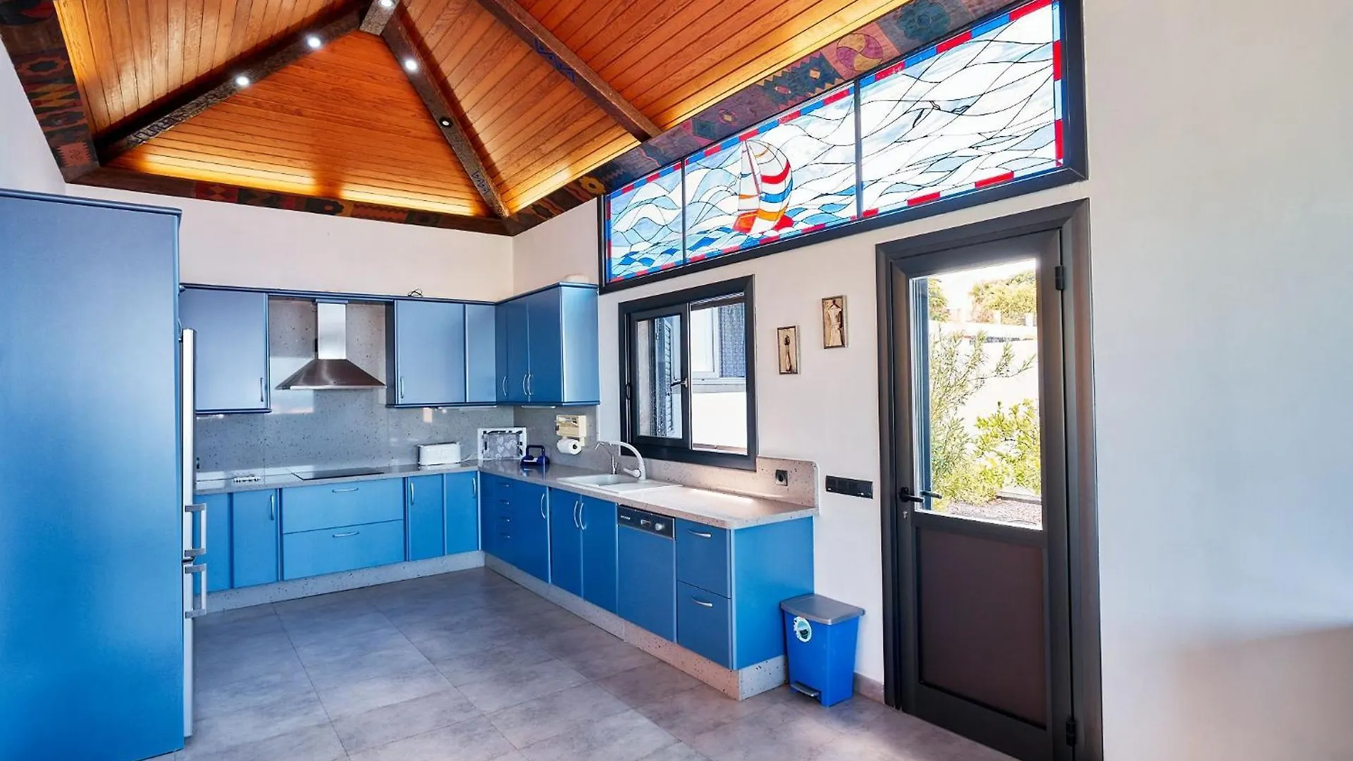 Luxurioese Ferienvilla Fuer Vier Personen Costa Adeje  Holiday home